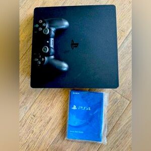 PlayStation PS4 500GB